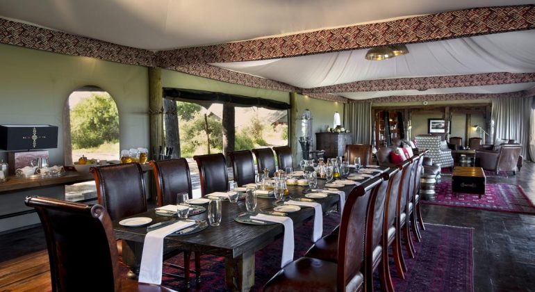 Duba Plains Camp Dining