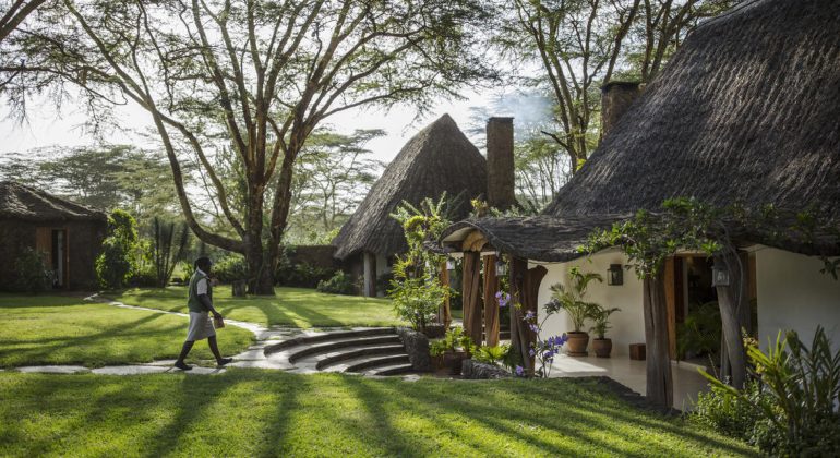 Sirikoi Lodge Courtyard