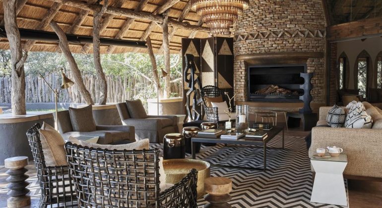 Pamushana Lodge Lounge Area