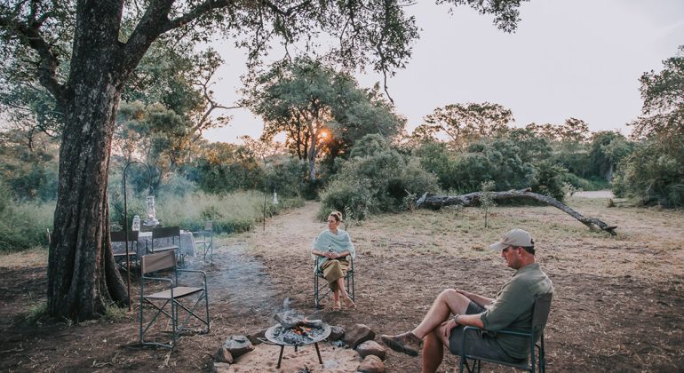 Tanda Tula Field Camp Campfire