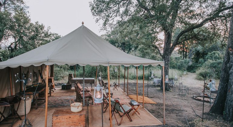 Tanda Tula Field Camp Mess Tent