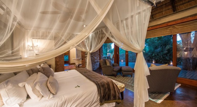 Tintswalo Safari Lodge Suite