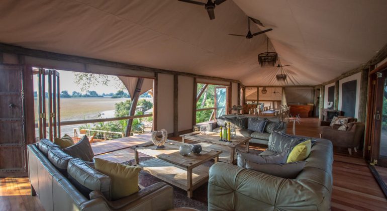 Jacana Camp Lounge