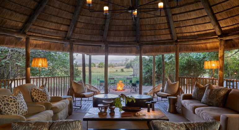 Kuyenda Bushcamp Lounge