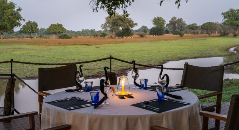 Luangwa Safari House Dining