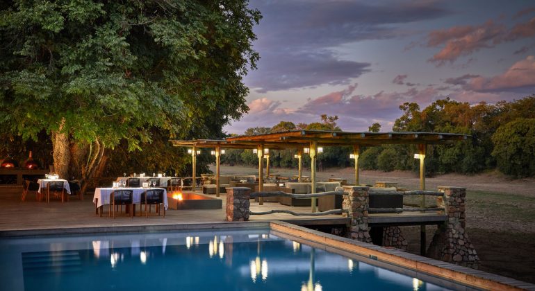 Mfuwe Lodge Poolside