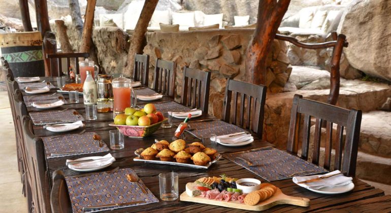 Amalinda Lodge Dining