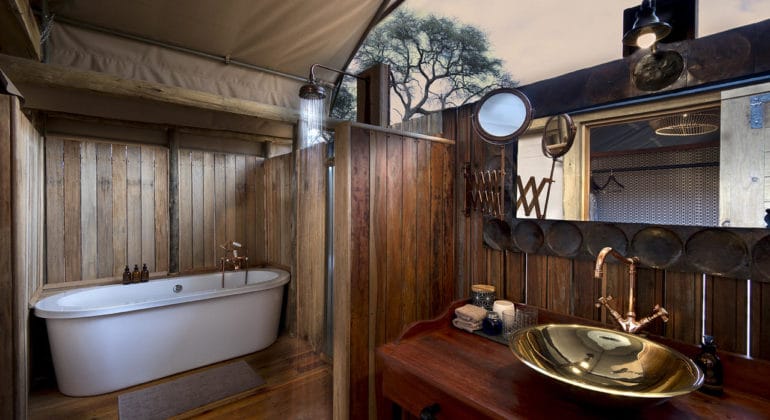 Somalisa Expeditions Bathroom