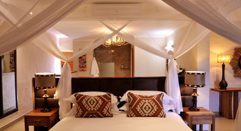 Victoria Falls Safari Club Room