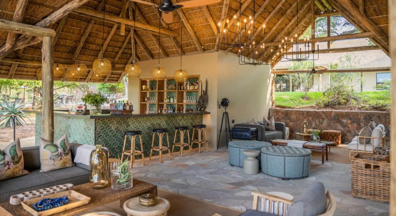 Thornybush Game Lodge Bar