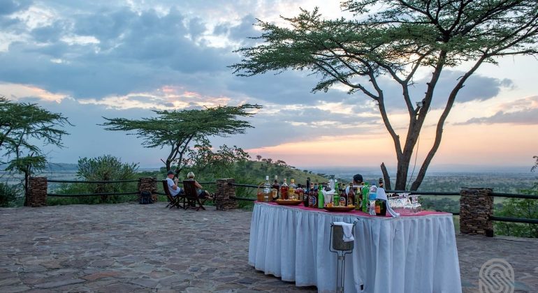 Serengeti Serena Safari Lodge Deck