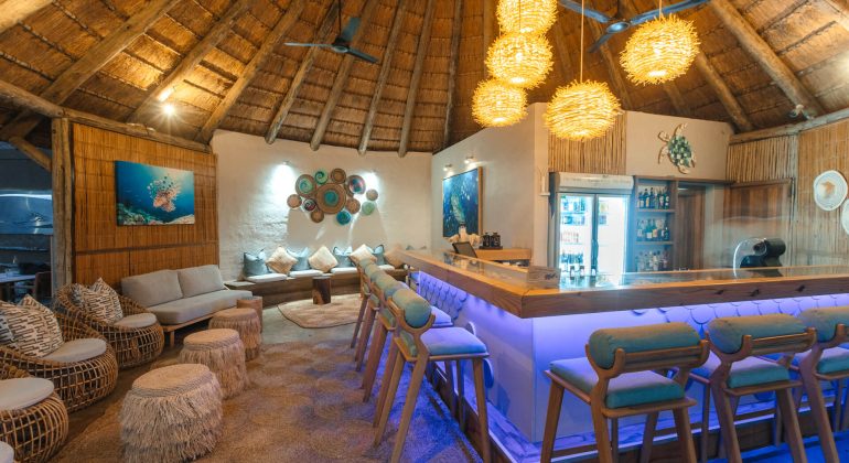 Thonga Beach Lodge Bar