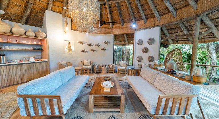 Thonga Beach Lodge Lounge