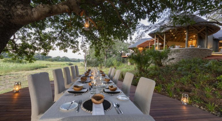 Dulini River Lodge Dining