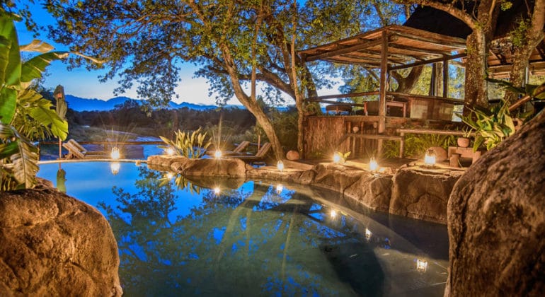 Kuname Lodge Poolside