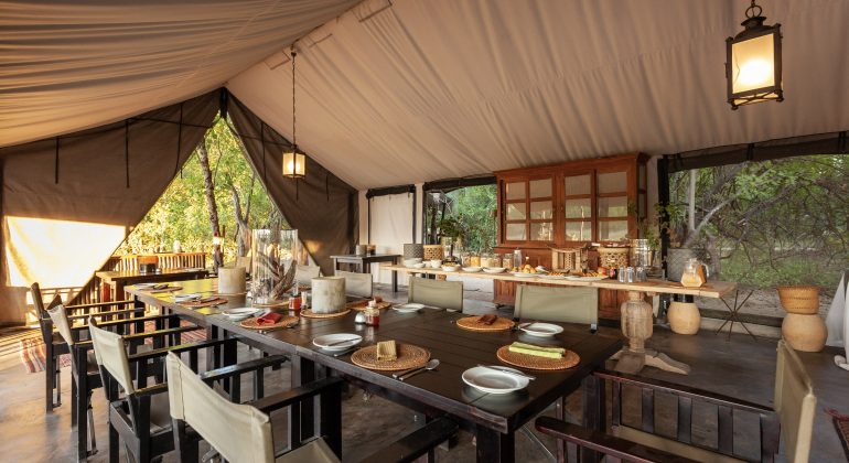 Machaba Camp Dining