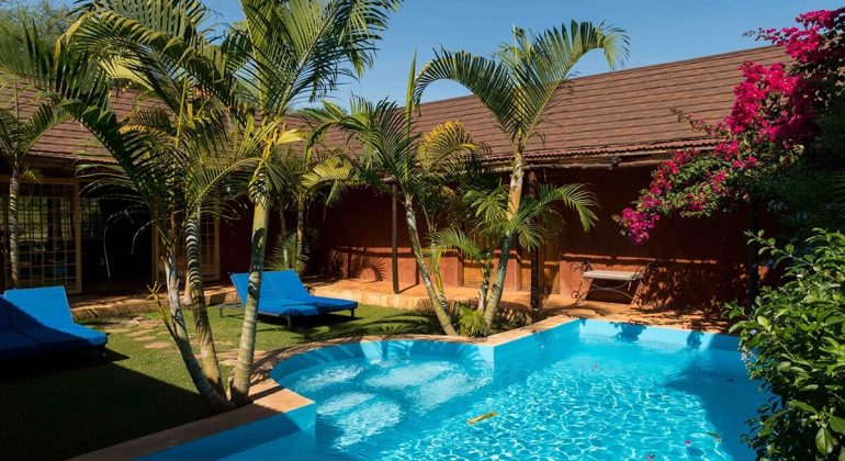 Kili Villas Poolside