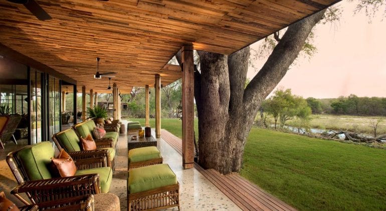 Tengile River Lodge Lounge