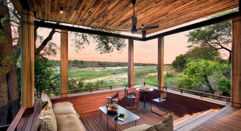 Tengile River Lodge Suite Deck