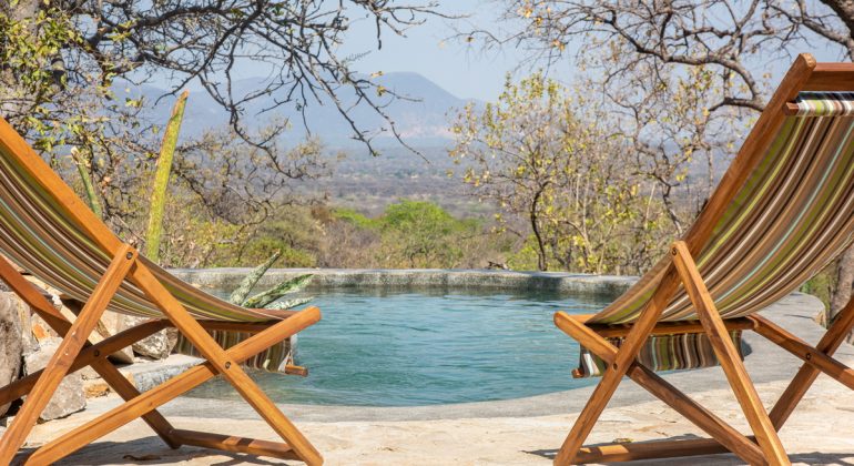 Hodi Hodi Ruaha Bush Camp Poolside