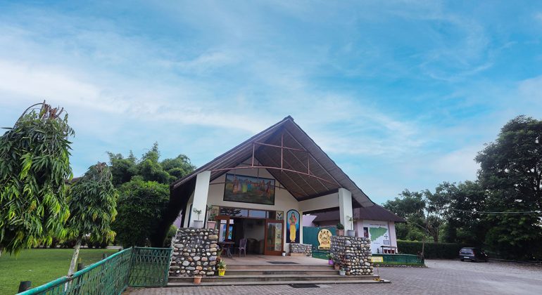 Musa Jungle Retreat Entrance