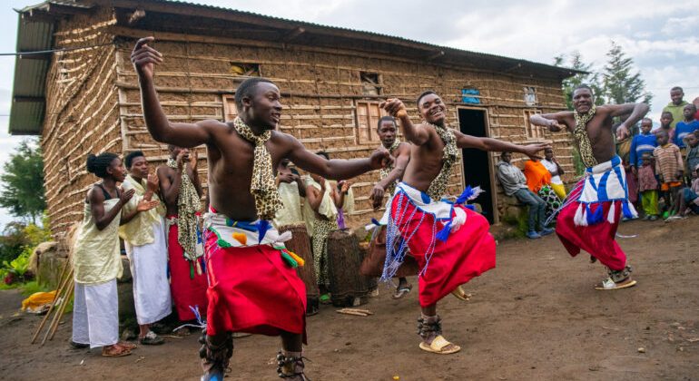 Community Dancing