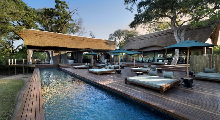 Atzaró Okavango Camp Swimming Pool